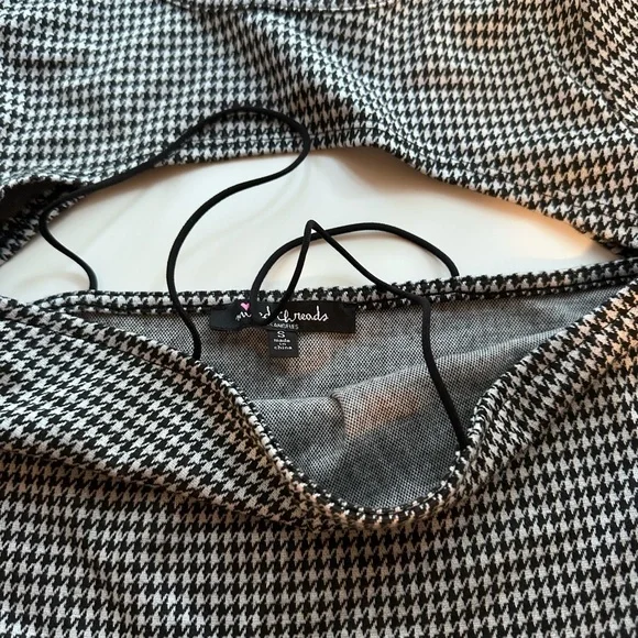 Mixed Threads, Size S - Picture 4 of 4